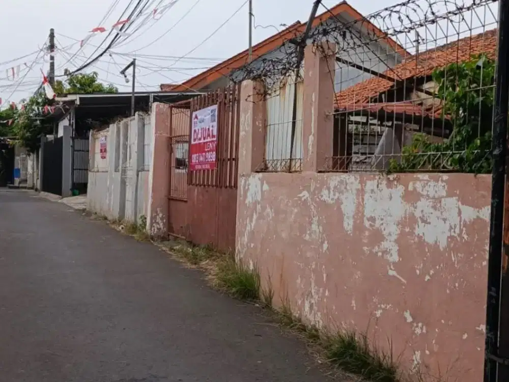 Dijual Rumah hitung tanah 2 kavling cocok untuk kontrakan atau kos nempel dengan margonda Depok