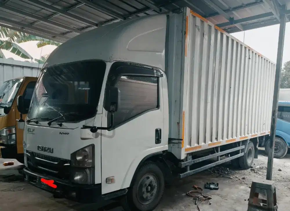 Isuzu NMR 71 Long box th 2022 euro2 Joss siap pake