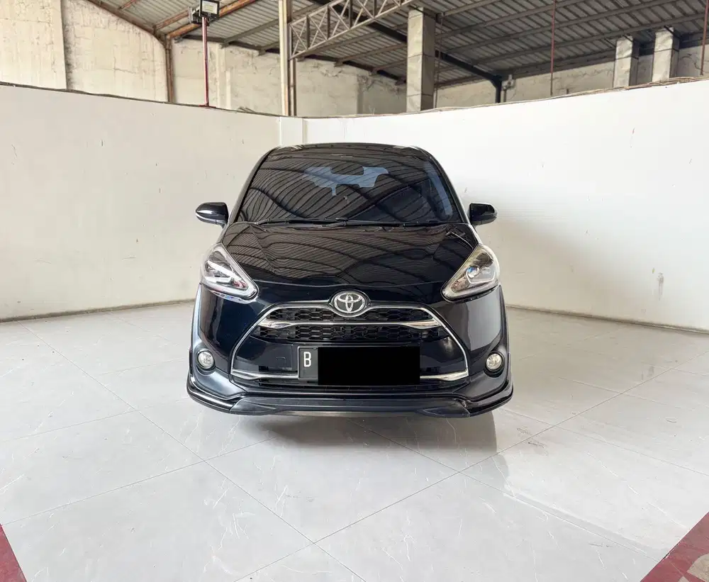Toyota Sienta Q At jual kondisi apaandanya pjk 01-27