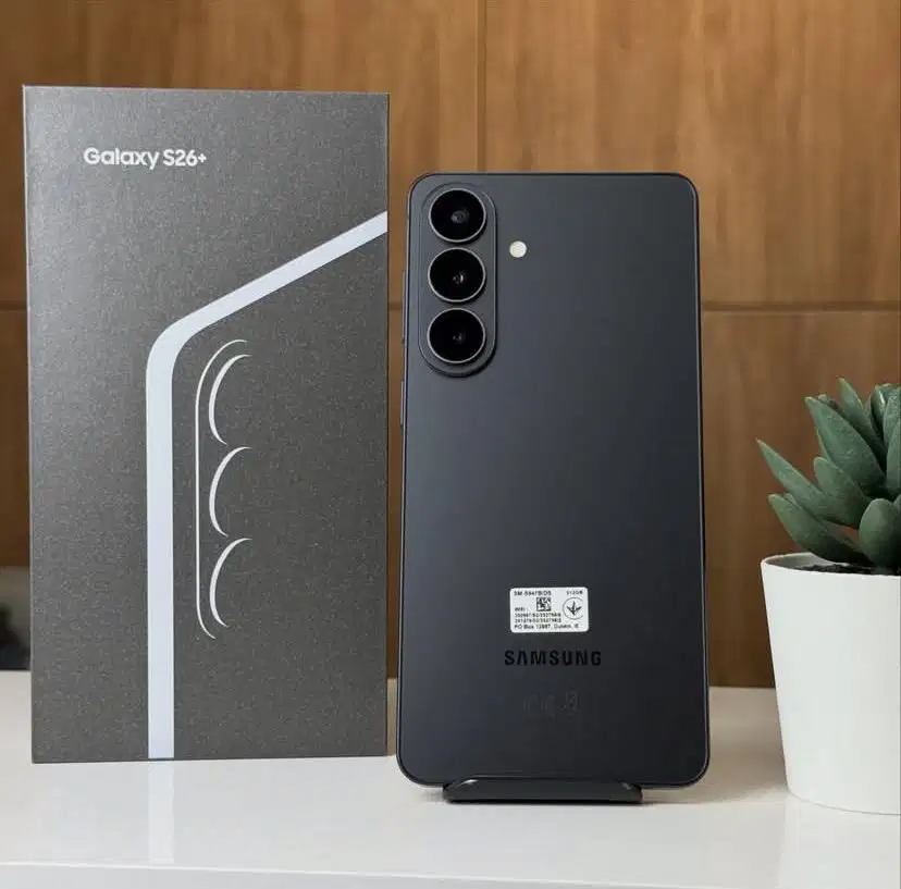 SAMSUNG S26+ 12/256 GB