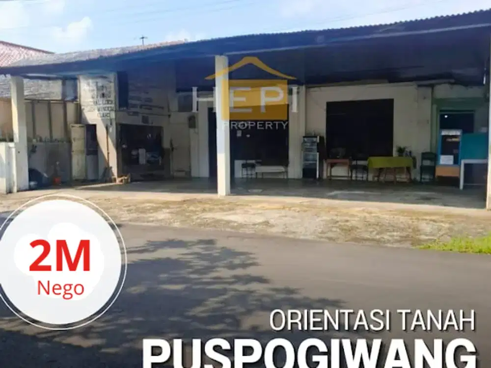 Rumah Orientasi Tanah di Puspogiwang Semarang