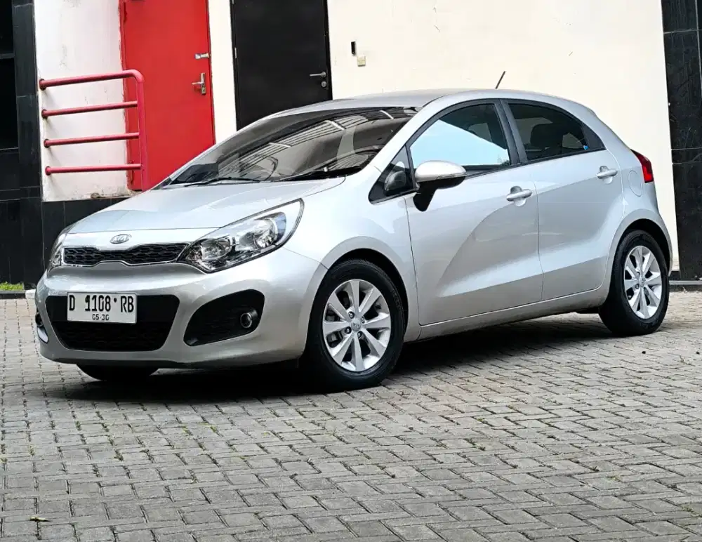 KIA RIO NEW SE 1.4 AT 2012 FACELIFT ISTIMEWA BANDUNG