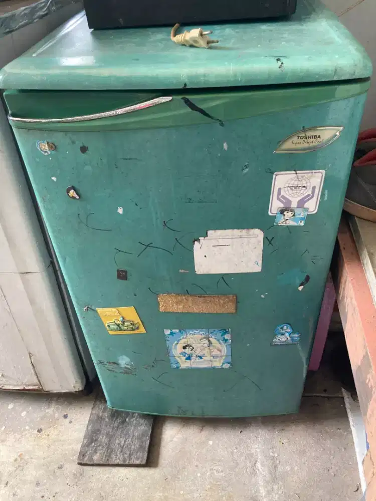Kulkas TOSHIBA 1PINTU