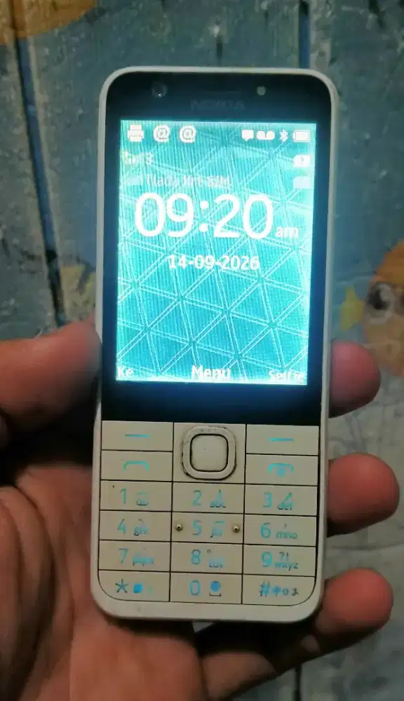 Handphone Hp Nokia jadul type 230.dual kartu.bs memori.kamera jernih