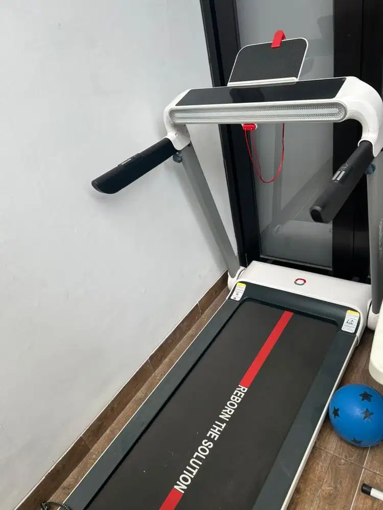 Dijual Treadmill merk Ireborn Tipe Zenius