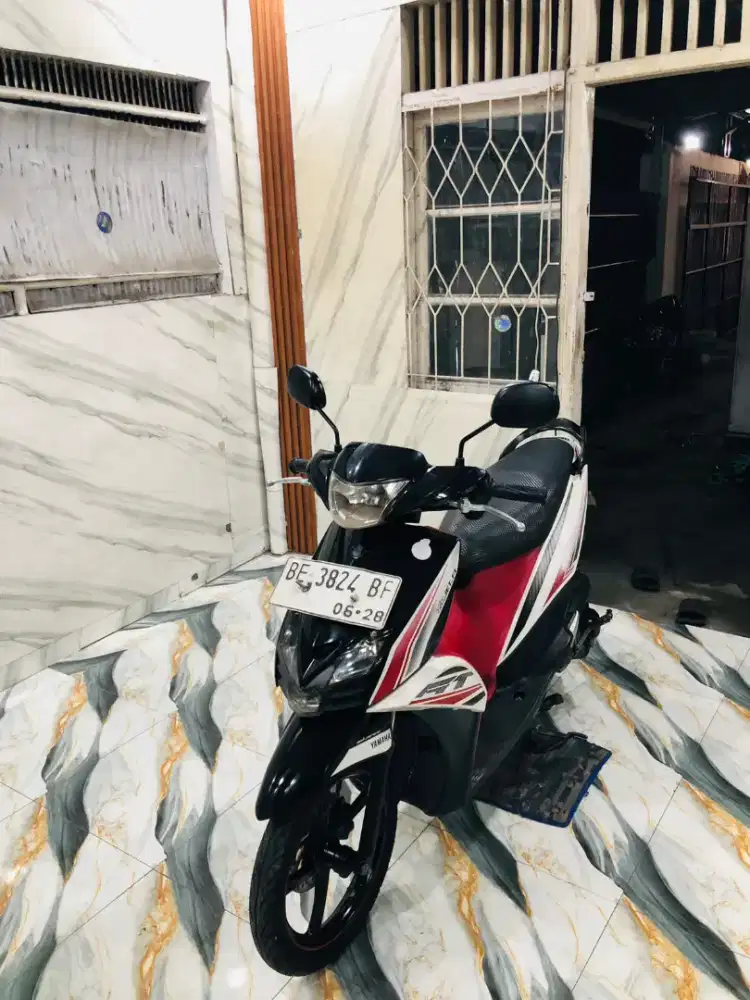 MIO GT TERBAIK 2014 Pajak Hidup