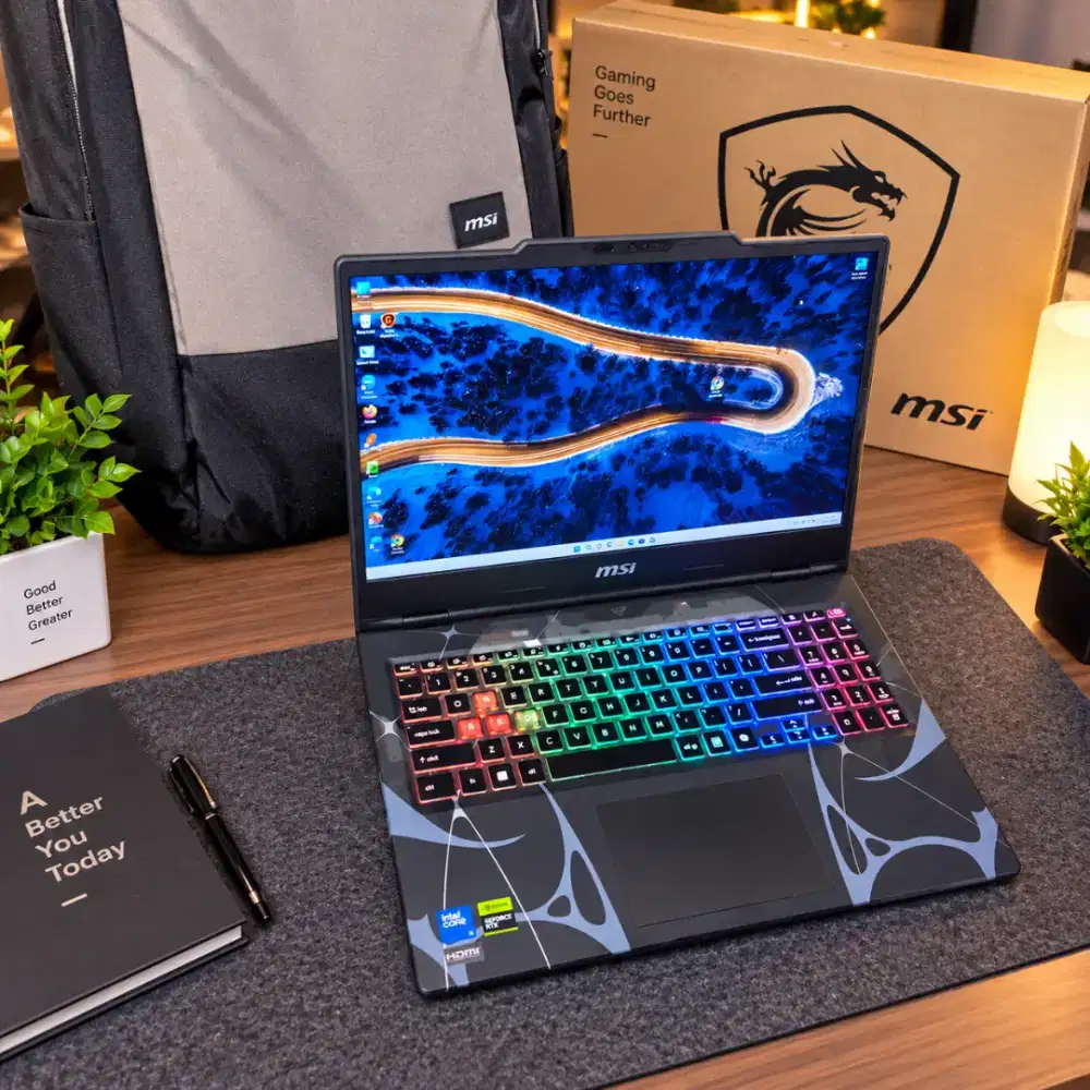 Laptop MSI Cyborg 15 RTX5050 8GB Intel Core 5 210H Ram 16GB Garansi