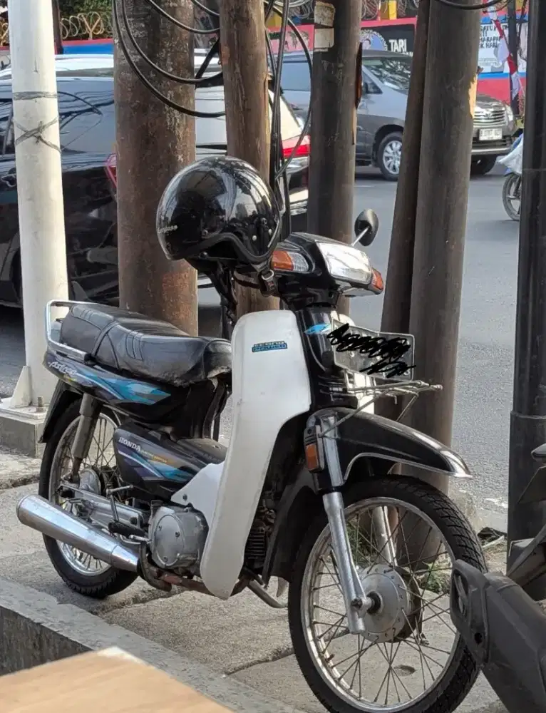Astrea Grand 2003