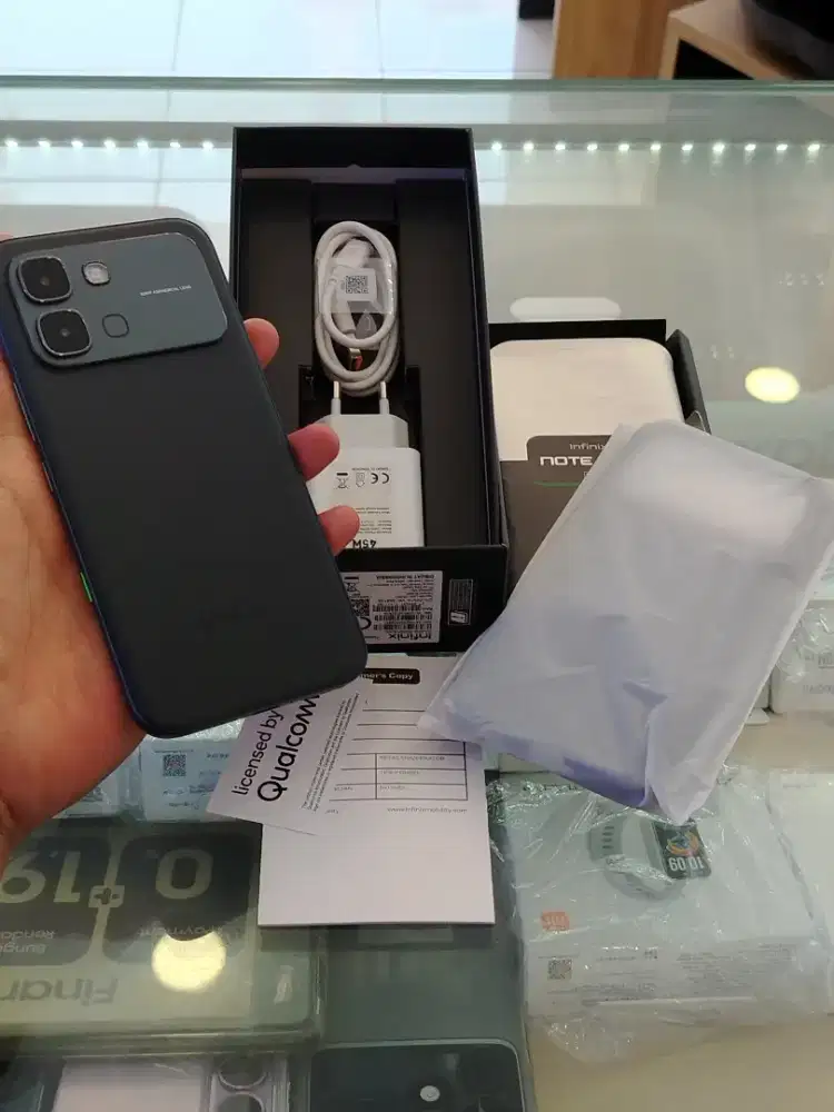 Infinix Note Edge 5G Plus 8/256 Like New