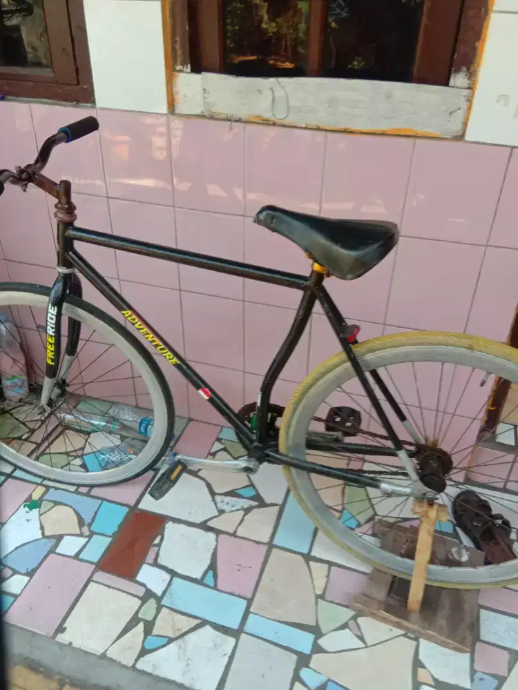 Dijual sepeda fixie siap pakai