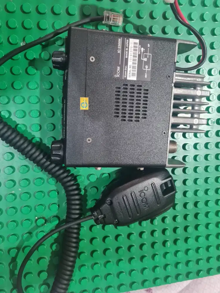 RIG ICOM 2300 H mulus dan normal belum di bongkar Japan