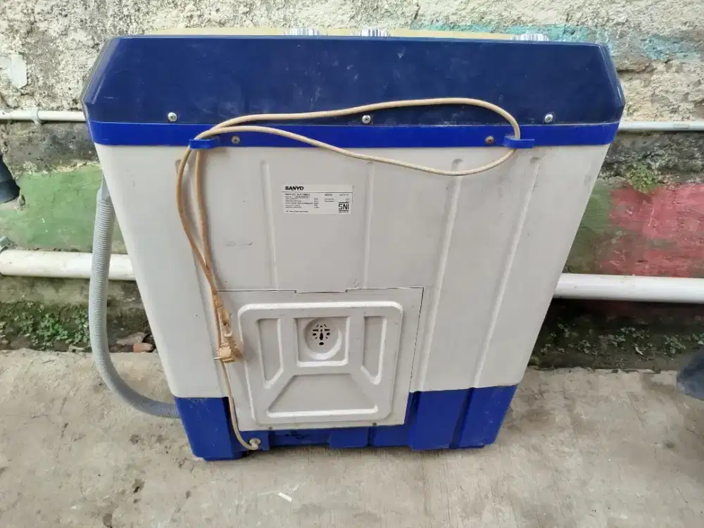 Bismillah dijual mesin cuci Aqua normal
