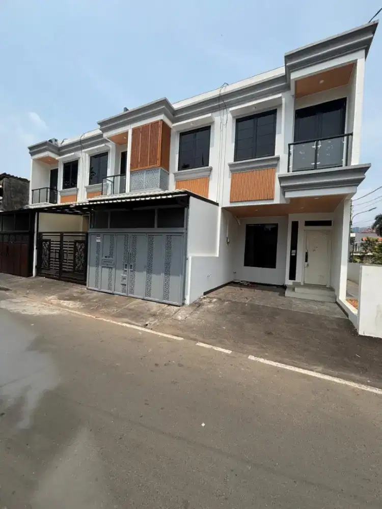 DI JUAL RUMAH MURAH 2 LANTAI LOKASI SUMUR BATU KEMAYORN JAKARTA PUSAT