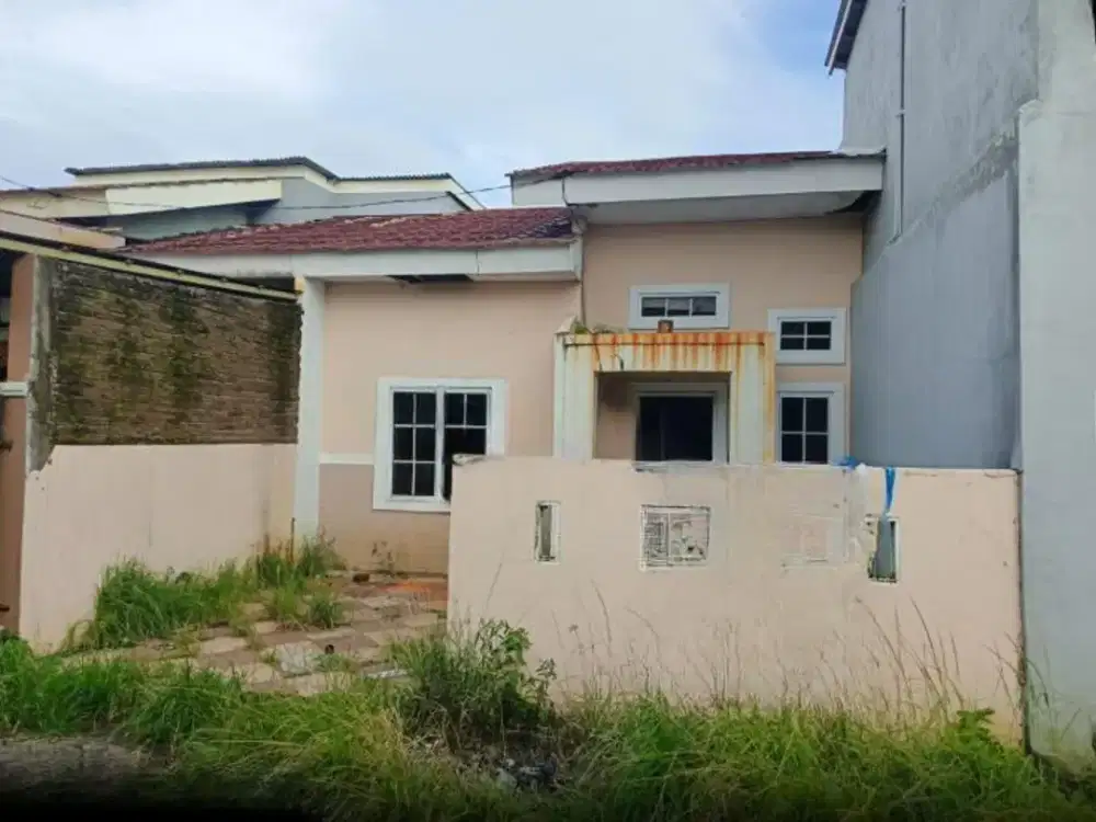 Dijual Rumah sekitar Jalan Poros Barombong, Gowa