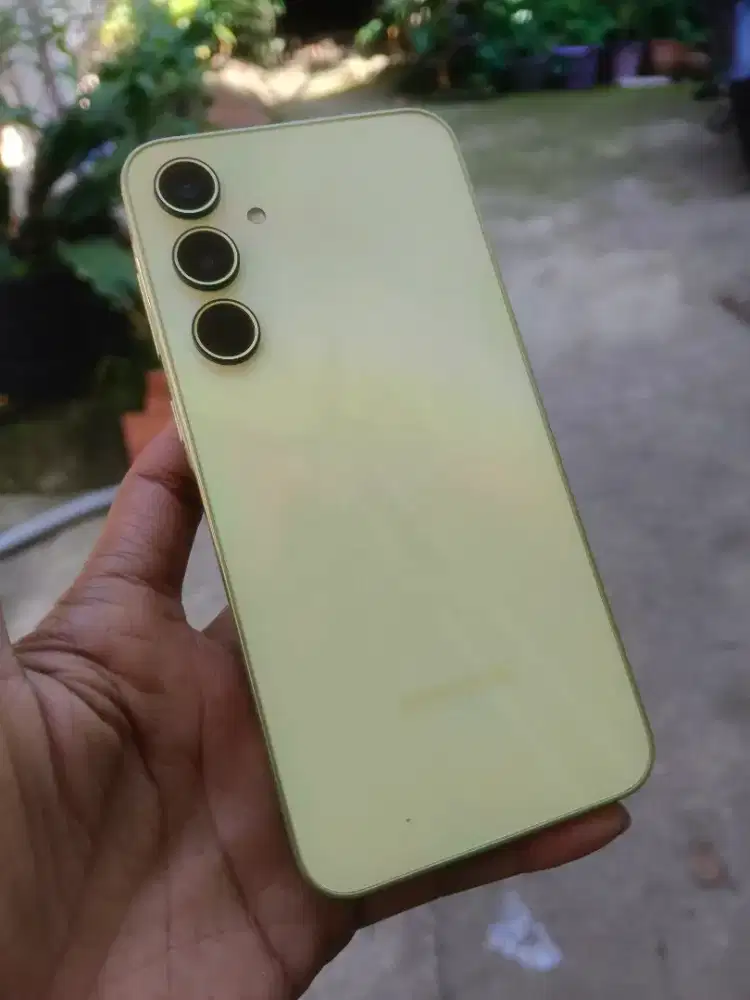 Samsung A35 5G 8/128 like new