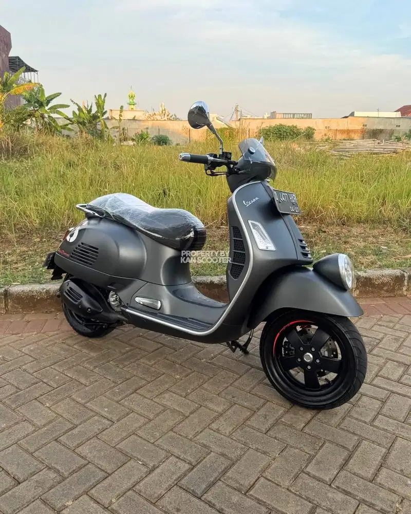 VESPA GTV SEI GIORNI II 300 HPE LIMITED EDITION 2021 TERMURAH