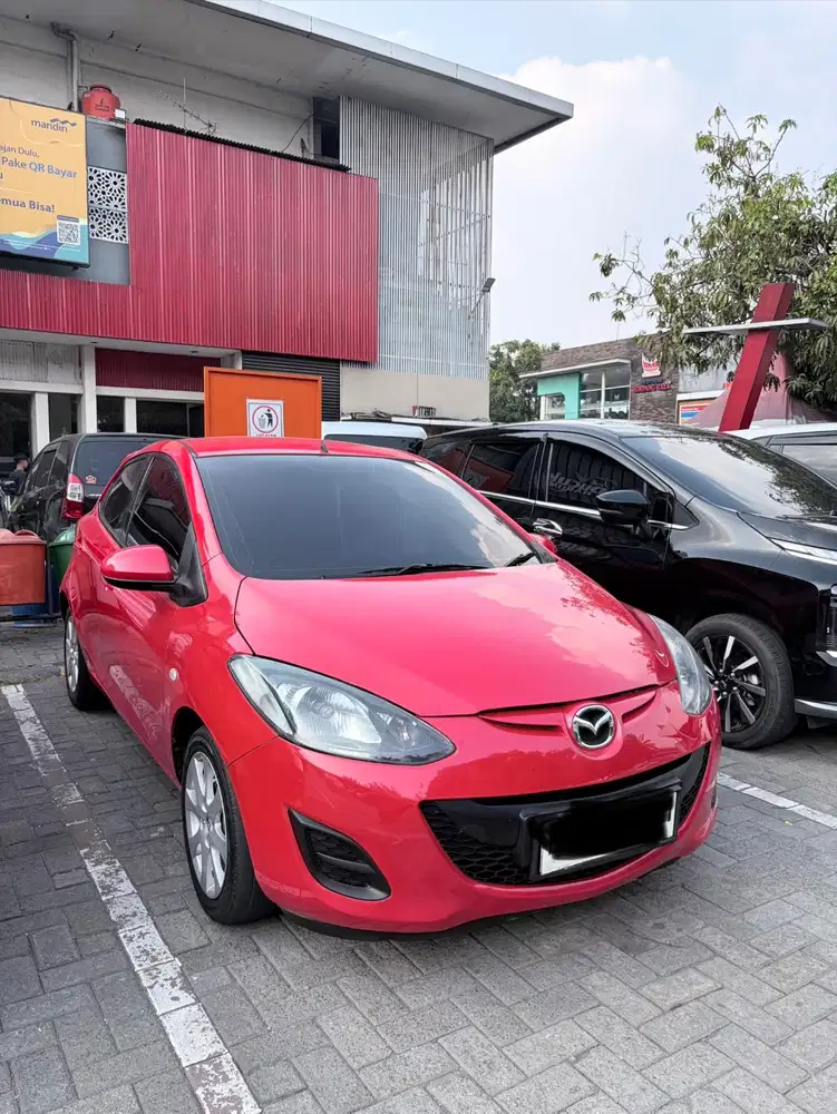 Jual murah Mazda 2 HT AT 2012
