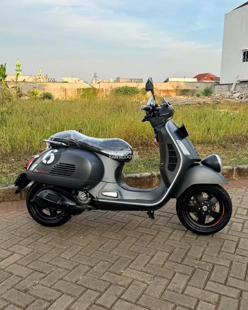 VESPA GTV SEI GIORNI II 300 HPE LIMITED EDITION 2021 NO MINUS