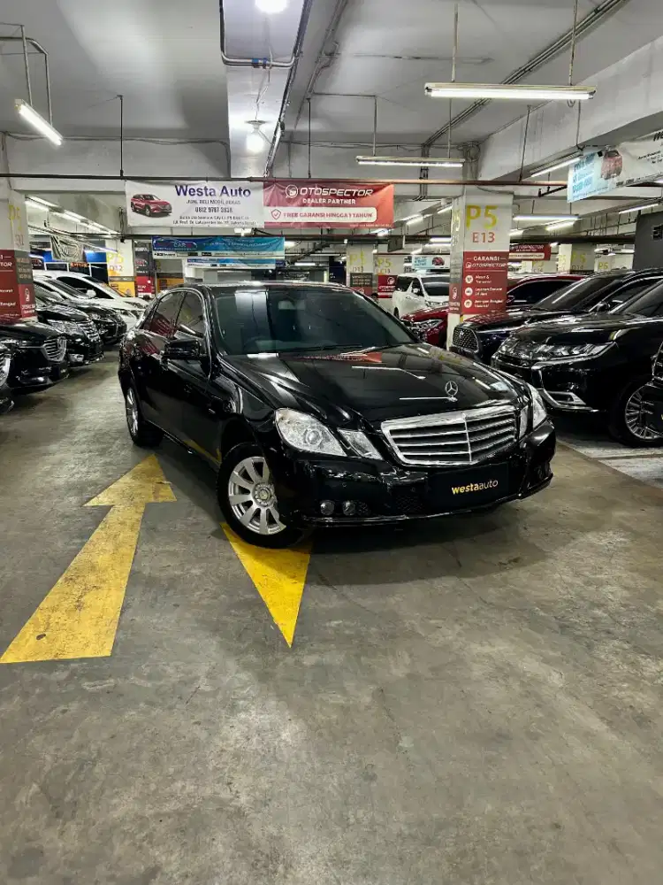 ODO 38rb Mercedes Benz E250 Elegance CGI AT 2012
