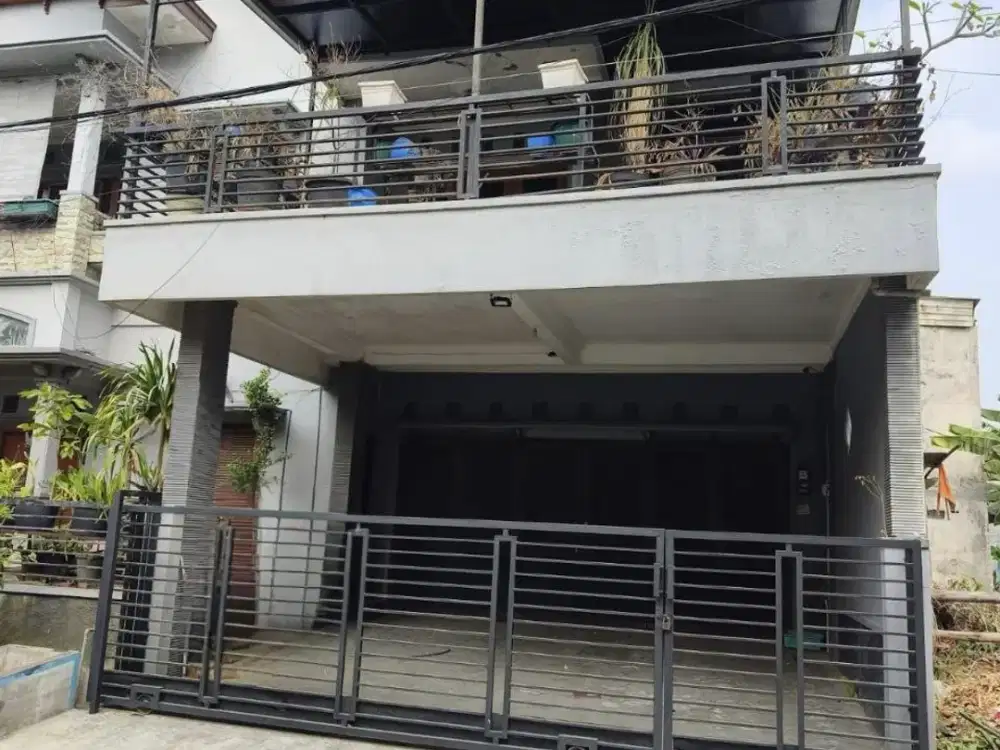Dijual Rumah 2 Lt Semi Furnish di Pinangsia Dekat Suhat Lowokwaru Malang