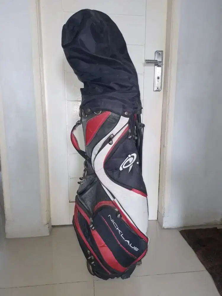 Set pemukul golf Dan tas