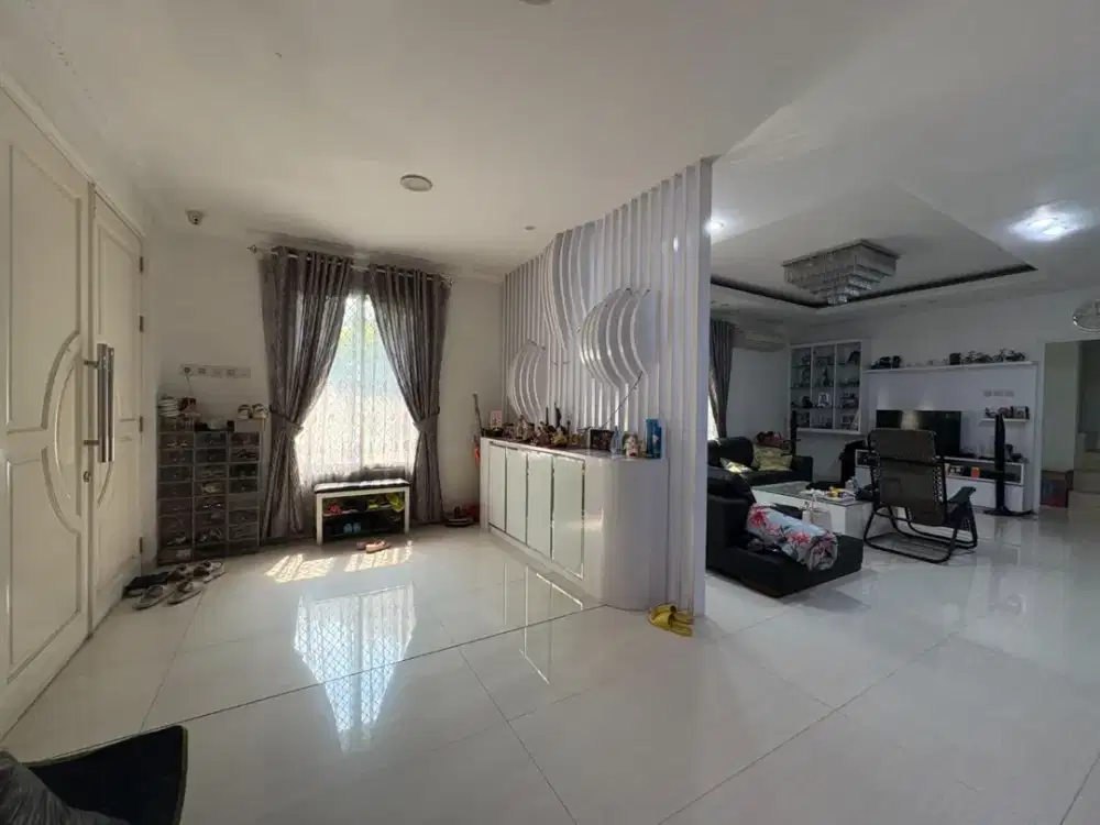 Dijual Cepat Rumah Garden House Pik. Full Furnished , Sudah Renov