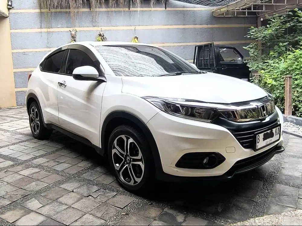 DIJUAL HONDA HR-V 1.5 E SE 2018 – PEMAKAIAN 2019