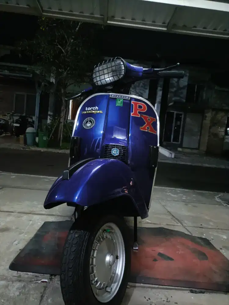 Vespa PX tahun 1981