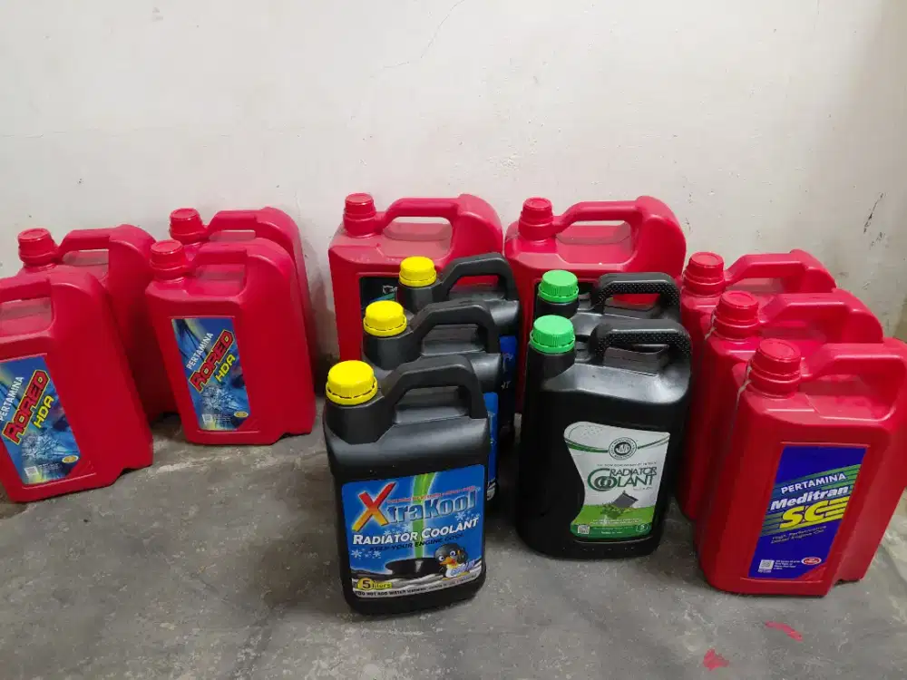 Jual oli mesin dan Coolant kondisi segel