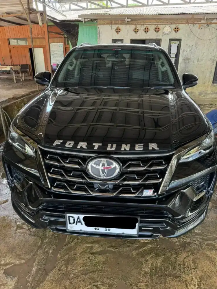 FORTUNER 2.4 VRZ 4X2 GR SPORT DIESEL