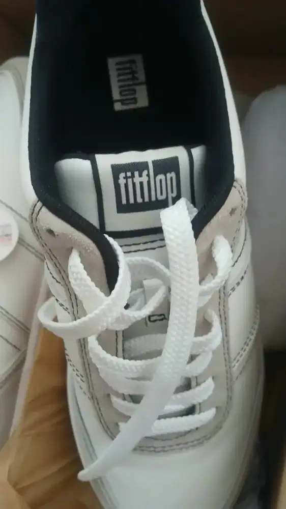 Dijual sepatu Fitflop brand new, never been use...