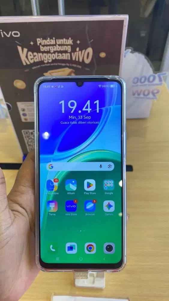 Handphone vivo Y05e