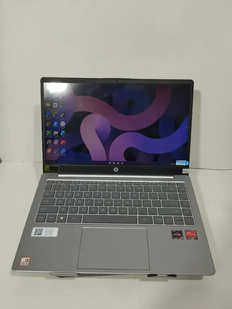 LAPTOP HP 14-EM0014AU