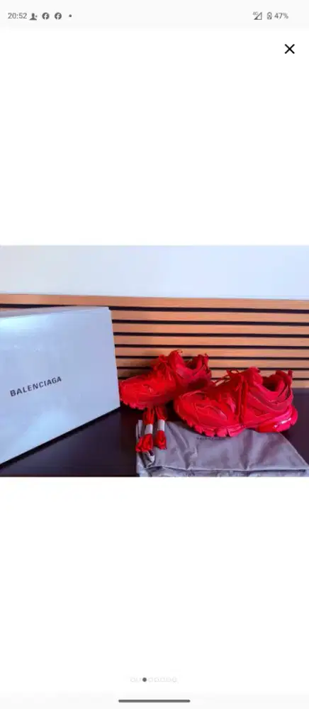 Balenciaga track