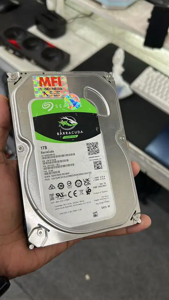 HDD Internal 3,5 Seagate Baracuda MFI 1TB harga 600k garansi 3 bulan
