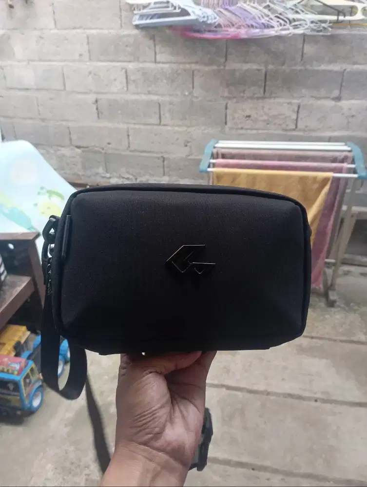 Tas Slempang Elegan