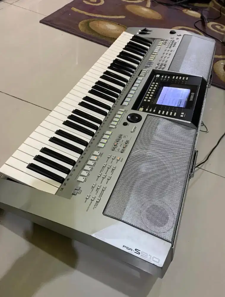 Keyboard Yamaha PSR S910 Free Song style