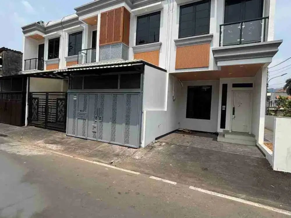 RUMAH DI JUAL MURAH 2 LANTAI SUMUR BATU KEMAYORAN JAKARTA PUSAT