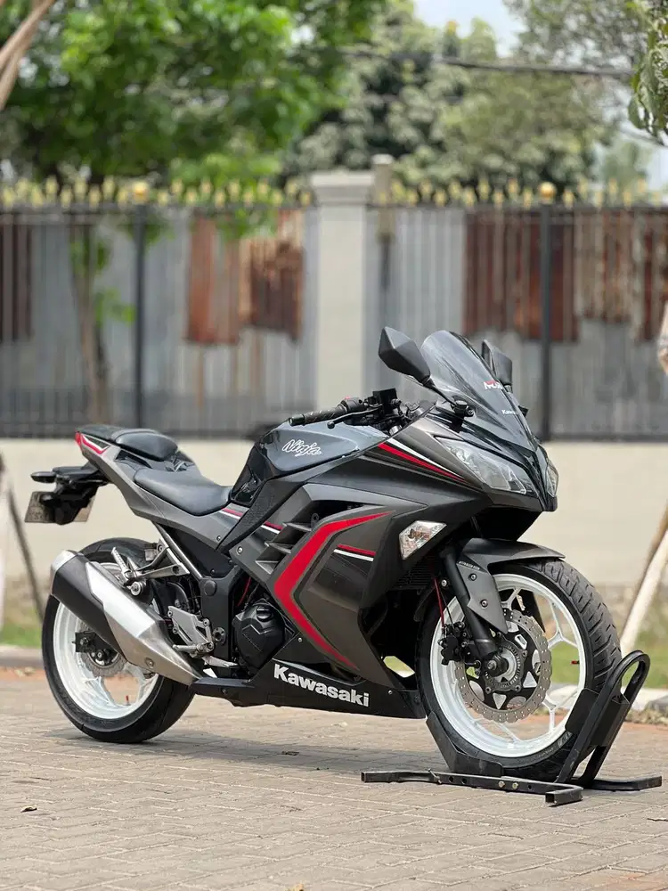 KAWASAKI NINJA 250 FI OLD ABS LTD 2016 GREY PAJAK PANJANG NO MINUS