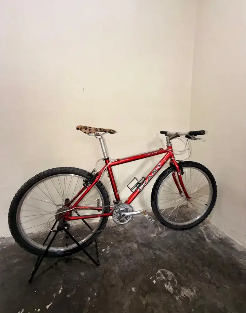 FOR SALE SEPEDA GIANT YUKON SE