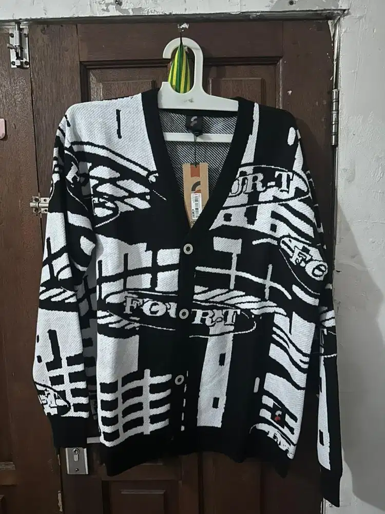 Cardigan Fourt size L