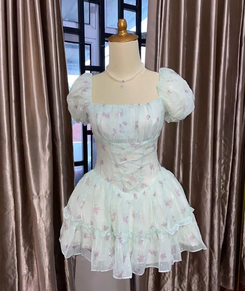 Dress vietnam baru
