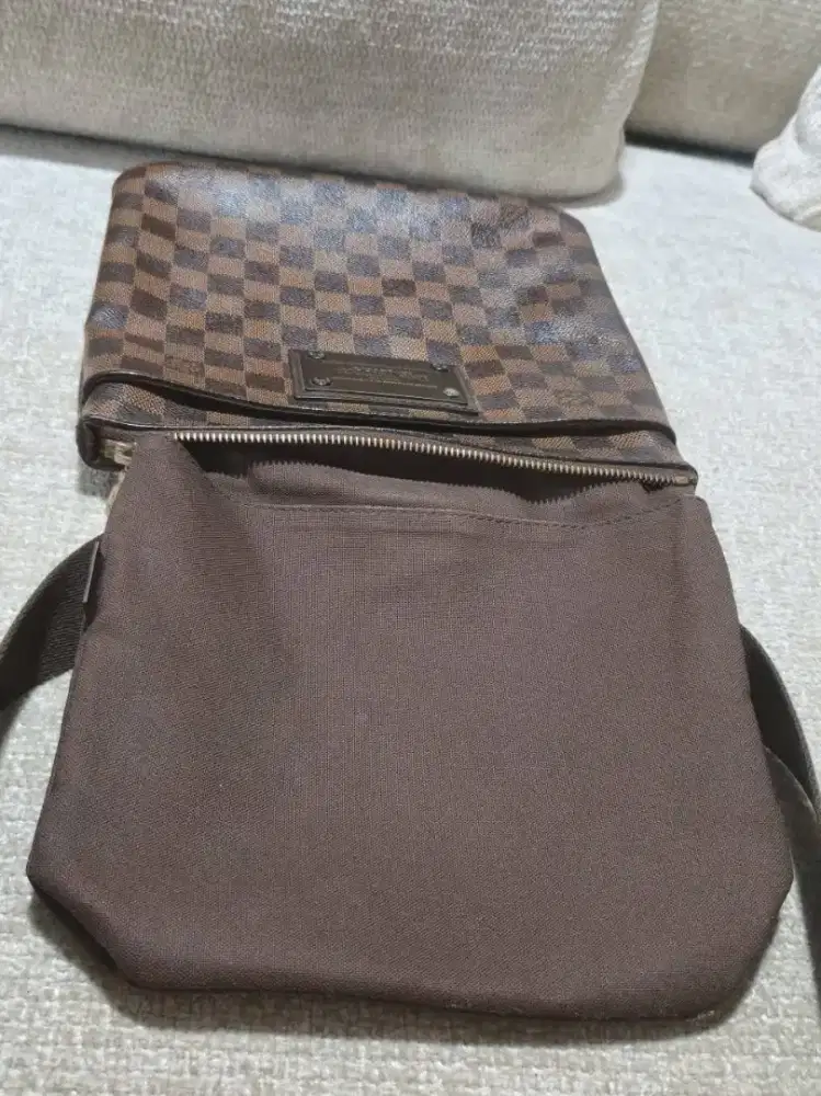 Louis Vuitton Ébene Damier Brooklyn Pochette Bag