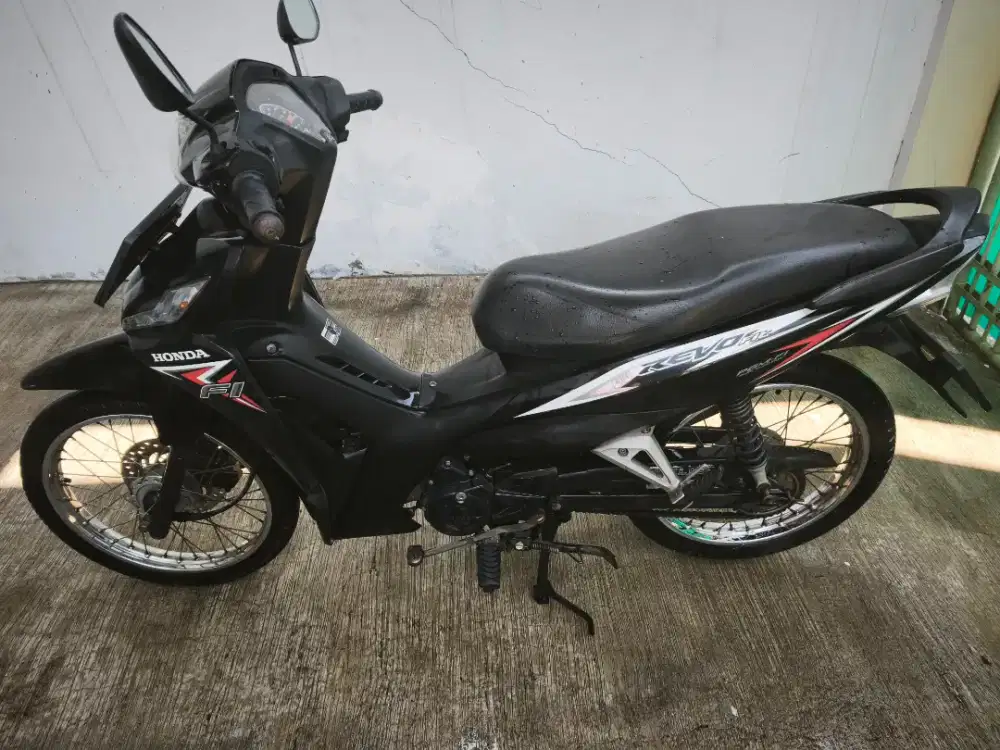 Dijual Honda Revo Fit X Pajak hidup