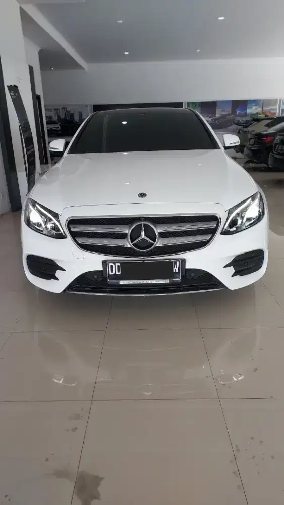 Jual mercy e300 amg 2018 2019