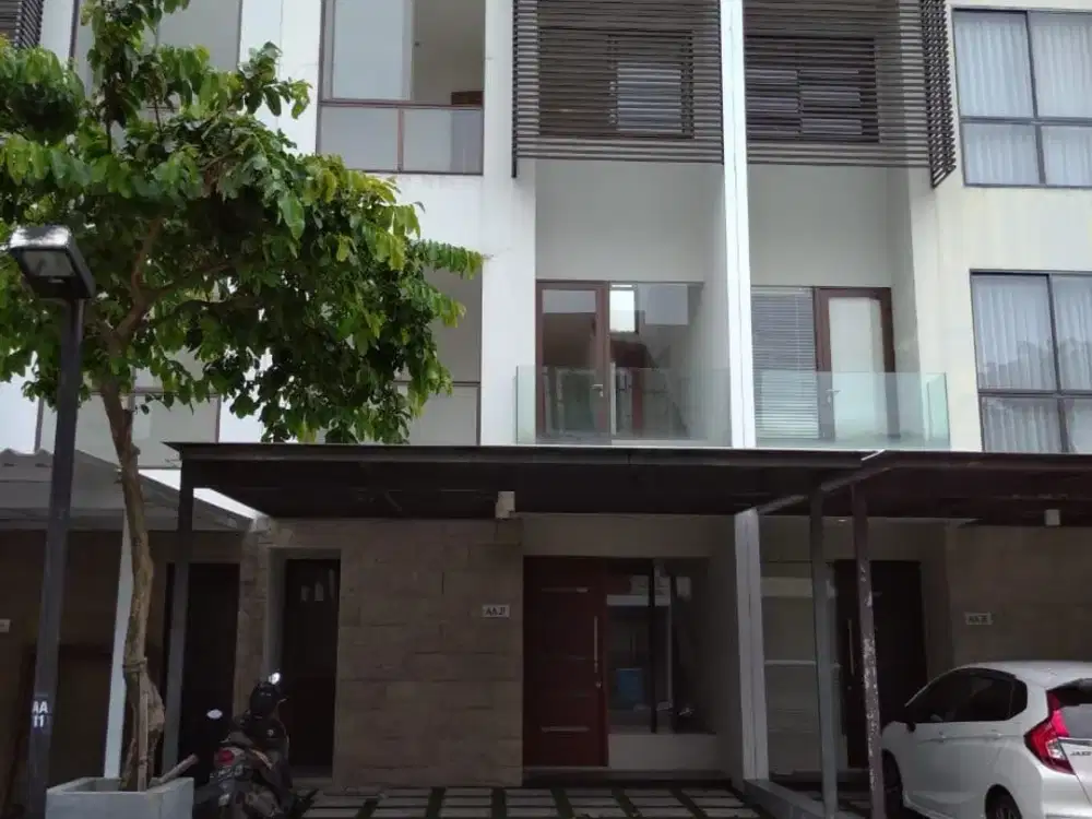 DIJUALL! Rumah Minimalis Graha Natura, Tipe Celandine - Bangunan 3 Lantai