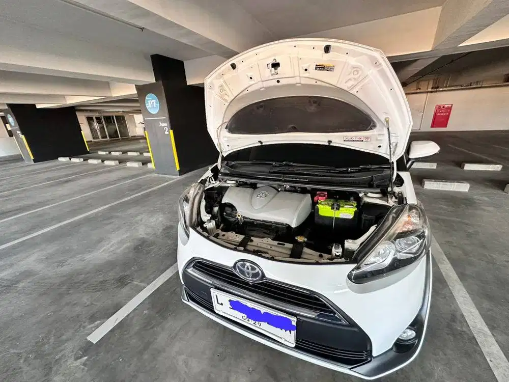 Sienta V CVT 2017 Kondisi Sangat Terawat