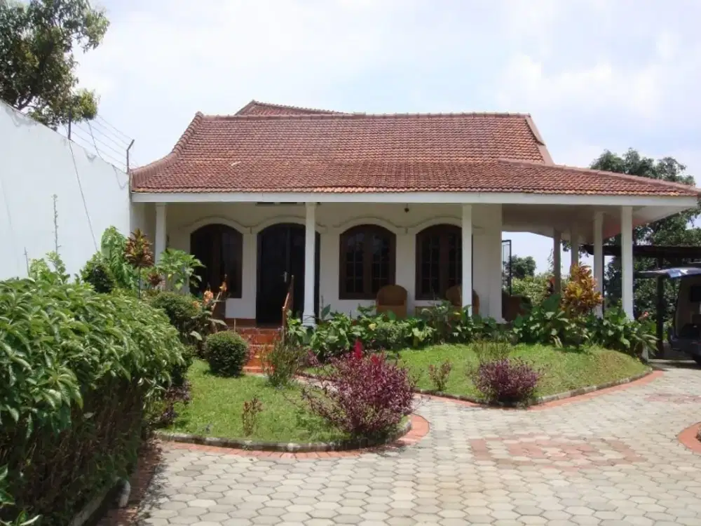 FOR SALE.. Rumah Bagus Sayap Dago dekat Kampus Unpad