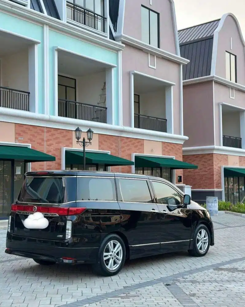 Nissan Elgrand 2011 Bensin