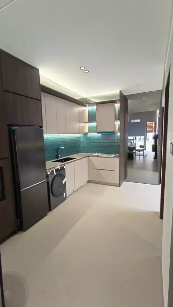 Dijual rumah baru Full Furnish smart home di Kota Baru Parahyangan